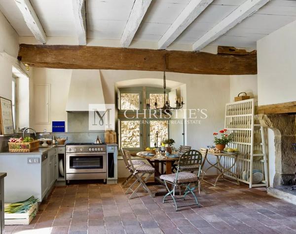 Vente Bastide d’Armagnac – Maison élégante et spacieuse dans un village historique avec tout le mobilier inclus