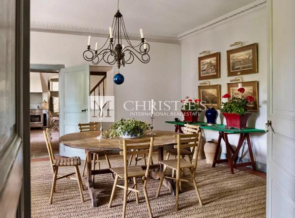 Vente Bastide d’Armagnac – Maison élégante et spacieuse dans un village historique avec tout le mobilier inclus