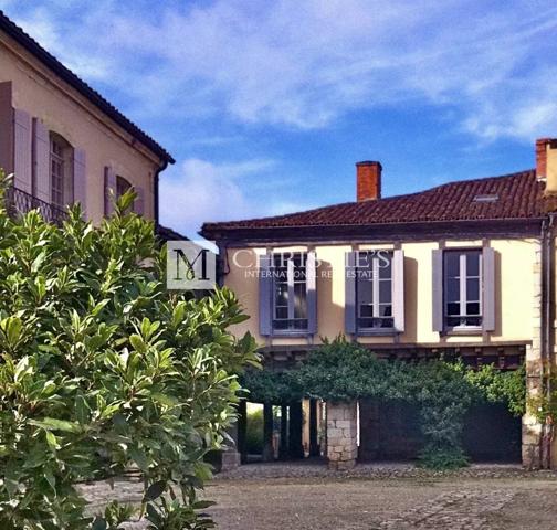 Vente Bastide d’Armagnac – Maison élégante et spacieuse dans un village historique avec tout le mobilier inclus