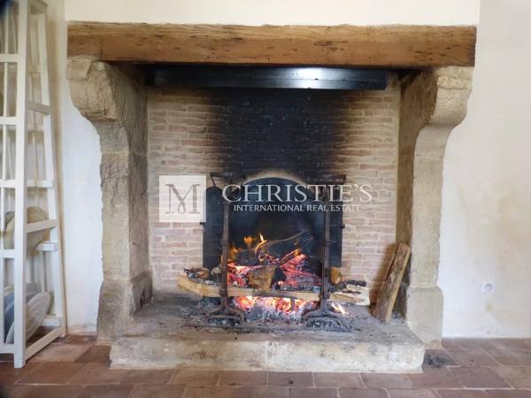 Vente Bastide d’Armagnac – Maison élégante et spacieuse dans un village historique avec tout le mobilier inclus