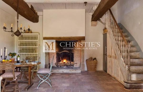 Vente Bastide d’Armagnac – Maison élégante et spacieuse dans un village historique avec tout le mobilier inclus