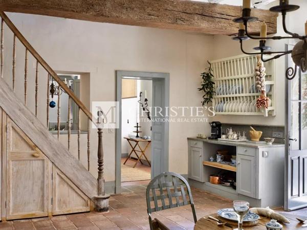 Vente Bastide d’Armagnac – Maison élégante et spacieuse dans un village historique avec tout le mobilier inclus