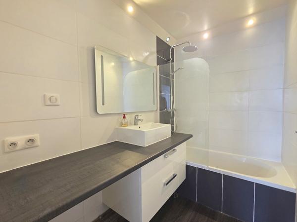 Appartement 3 pièces - 65 m² Exclusivité efficity