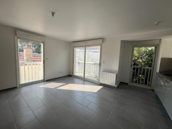 Appartement à louer 1 580 € CC Arcachon 4 p 73 m² DPE C
