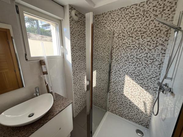 Appartement à louer 1 580 € CC Arcachon 4 p 73 m² DPE C