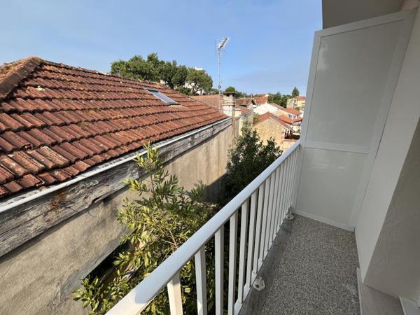 Appartement à louer 1 580 € CC Arcachon 4 p 73 m² DPE C