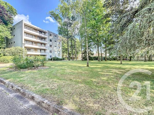 Appartement T1 à vendre  1 pièce - 30,39 m2 SENS - 89