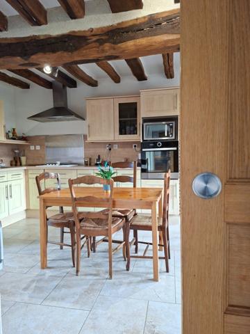 Propriété au coeur du Perche, beaux volumes, maison + maisonnette à rénover, proche de TOUROUVRE - RANDONNAI (61)