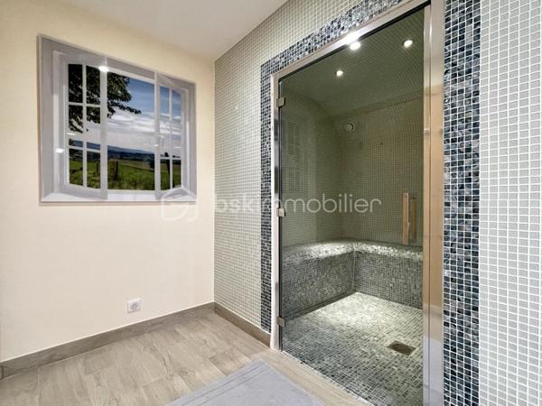 Domaine de 671,39 m²