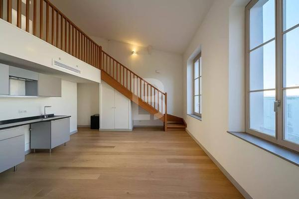 Charmant duplex au cœur du Vieil Antibes