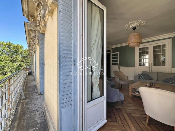 APPARTEMENT FAMILIAL PROCHE PREFECTURE AVEC GRENIER, CAVE ET PARKING