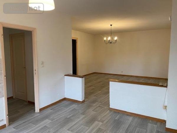 Appartement ancien à louer à Cuiseaux en Saône-et-Loire (71480), ref : GÉRANCE ALLÉE PARC CENTRE VILLE