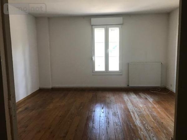 Appartement ancien à louer à Cuiseaux en Saône-et-Loire (71480), ref : GÉRANCE ALLÉE PARC CENTRE VILLE