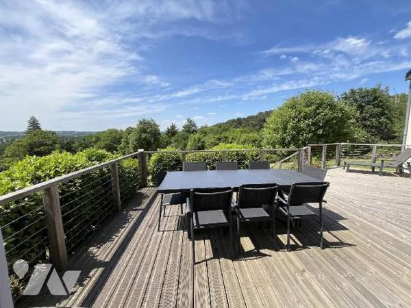 Exlcusivité - LAILLE - A proximité du bourg et de la gare
Idéalement situé dans un hameau verdo...