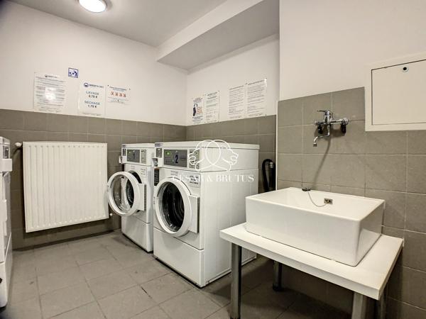 STUDIO LMNP EN ETAGE ELEVE AVEC PARKING