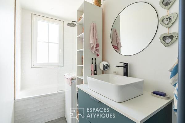 Appartement traversant au dernier étage avec vue dégagée