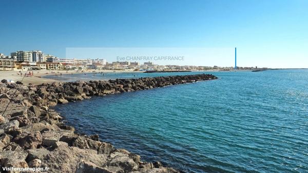 Appartement T2 32 M2 avec balcon + Parking privatif. Accès port et plage.