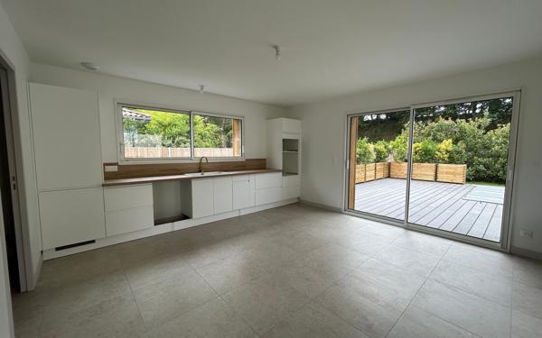 Maison à vendre    5 pièces • 128,90 m2 La Teste-de-Buch