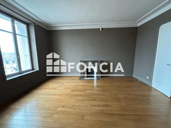Location Appartement 6 pièces 223.5 m² - 1 BOULEVARD GAMBETTA Charleville-mezieres 08000