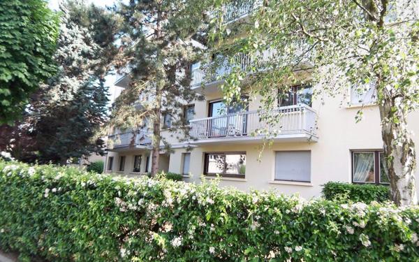 Stationnement à louer    12 m2 Bry-sur-Marne