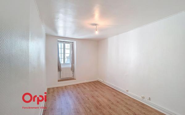 Appartement à louer    1 pièce • 25,74 m2 Nantes