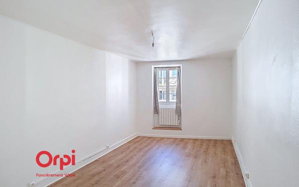 Appartement à louer    1 pièce • 25,74 m2 Nantes