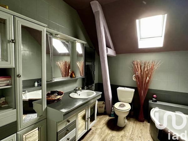 Maison à vendre 7 pièces 202 m² Géraudot