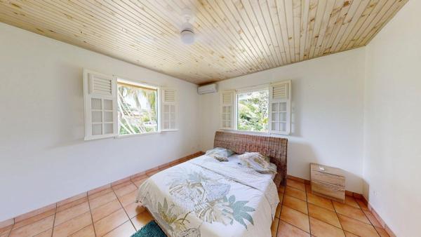Grande villa 200m² idéalement située au Robert