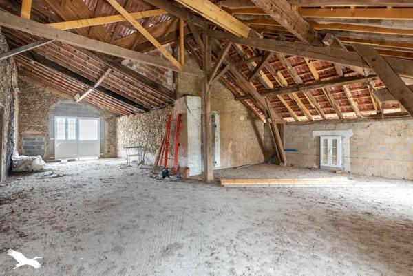 Maison à vendre |  Horsarrieu |  6 pièces | 219 m²