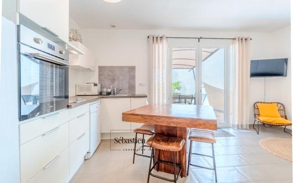 Domaine à vendre à Rousset à 15 minutes d'Aix-en-Provence - 1 ha - 3 logements - plus de 315 m² habitables - calme absolu - amoureux de la nature