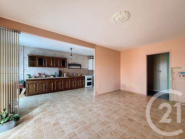 Appartement F5 à vendre  5 pièces - 87,19 m2 SOCHAUX - 25