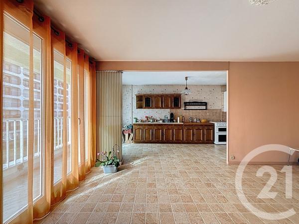 Appartement F5 à vendre  5 pièces - 87,19 m2 SOCHAUX - 25