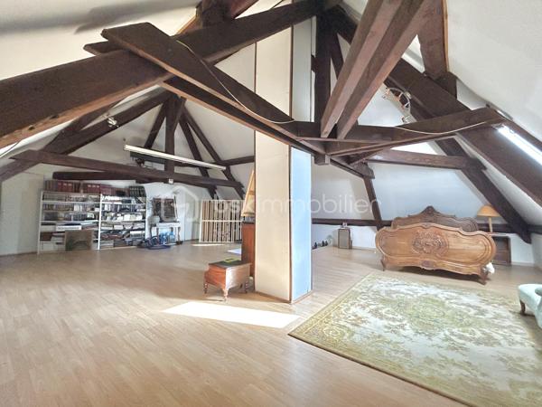 Maison ancienne de 312 m²