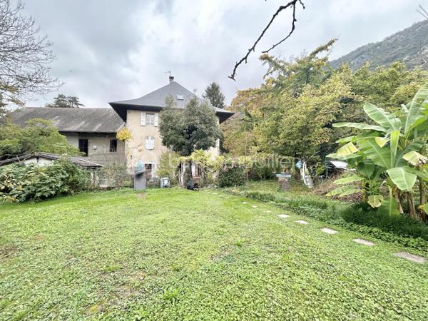 Maison ancienne de 312 m²