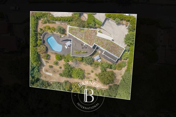Cagnes-sur-Mer, Villa 5 Chambres -  327 m² à vendre