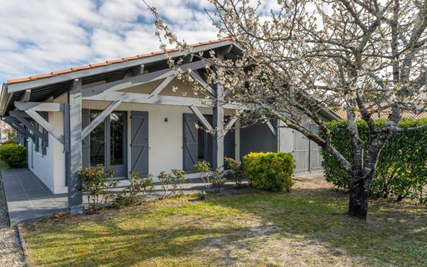 Maison à vendre    4 pièces •  Biganos