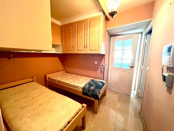 SAINT LAURENT DU VAR STUDIO Belle Terrasse avec Vue Mer