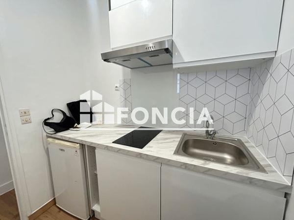 Location Studio 22.76 m² - 13 RUE DE TREVISE Paris 75009