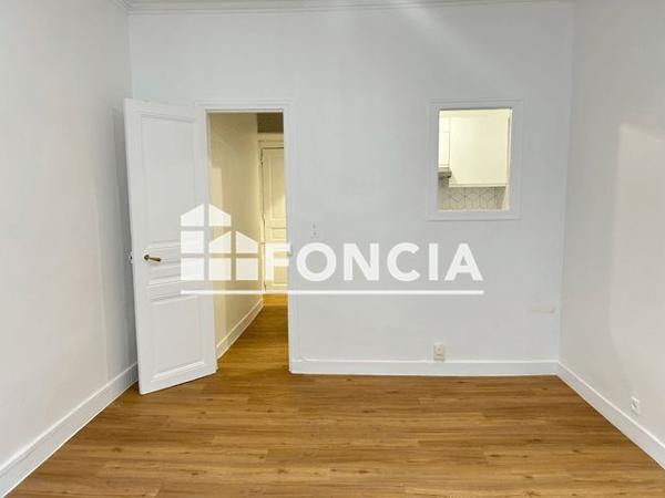 Location Studio 22.76 m² - 13 RUE DE TREVISE Paris 75009