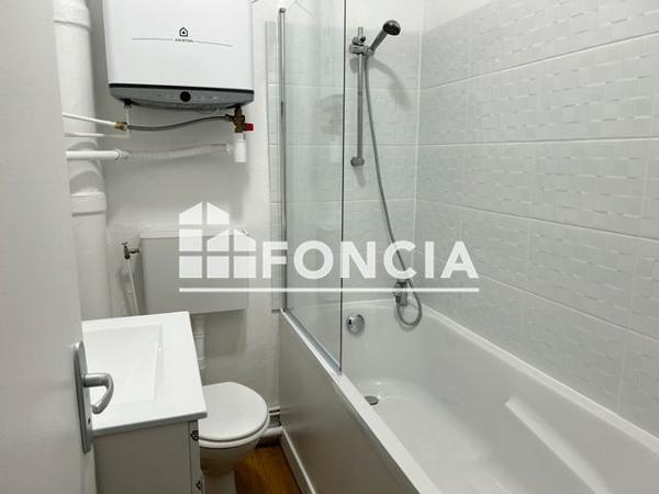 Location Studio 22.76 m² - 13 RUE DE TREVISE Paris 75009