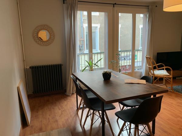 Appartement 2 pièce(s) 1 chambre(s) 56.4 m²