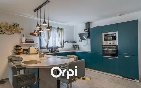 Maison à vendre    4 pièces •  Alba-la-Romaine