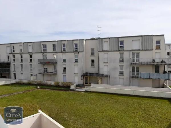 Appartement à louer 2 pièces 54.44m² Montereau-Fault-Yonne (77130)
