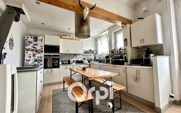 Maison à vendre    4 pièces • 76,02 m2 Froges