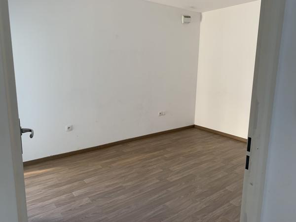 T2 - 750 € CC / MOIS - BORDEAUX NANSOUTY