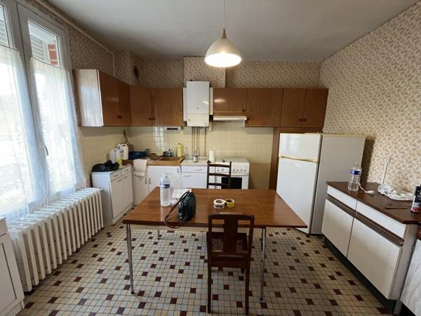 Maison à vendre 87 920 € Vierzon 4 p 88 m² DPE G