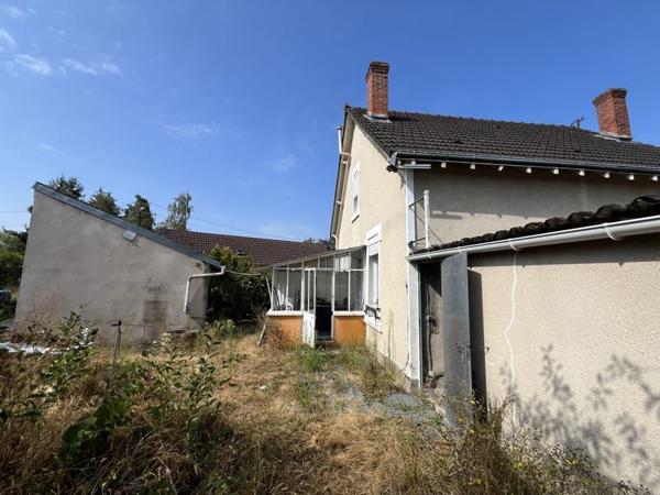 Maison à vendre 87 920 € Vierzon 4 p 88 m² DPE G