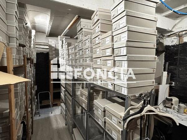 Location Local commercial 2 pièces 31.8 m² - 51 PLACE JEANNE HACHETTE Beauvais 60000