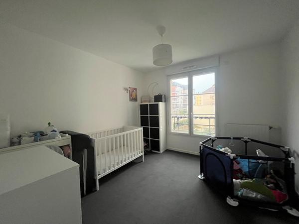 EXCLUSIVITÉ - APPARTEMENT DE 3 PIECES A VENDRE A PLAISIR