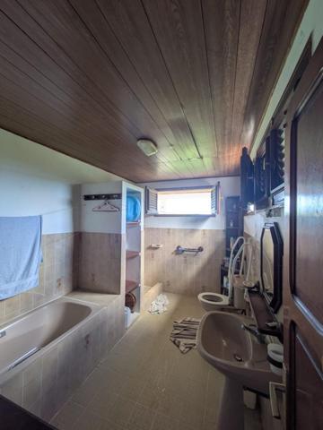 Grande maison sur 2 niveaux